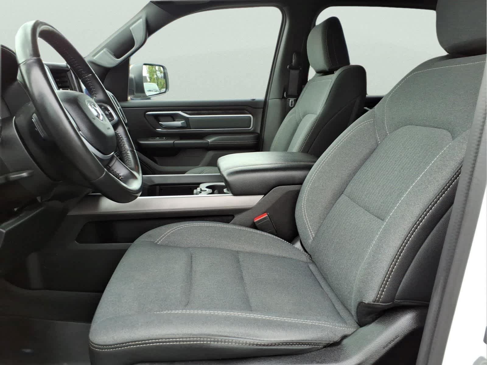 Used 2022 RAM 1500 Big Horn AWD/4WD image 14