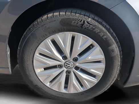 Used 2019 Volkswagen Jetta S image 26