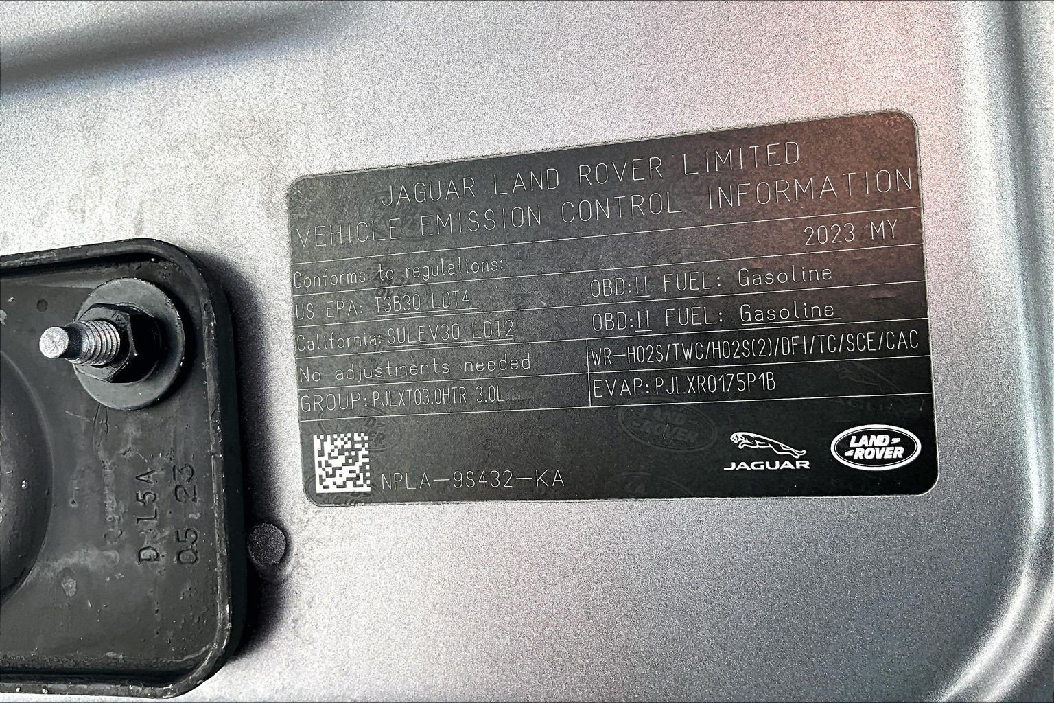 Used 2023 Land Rover Defender 110 X-Dynamic SE AWD/4WD image 31