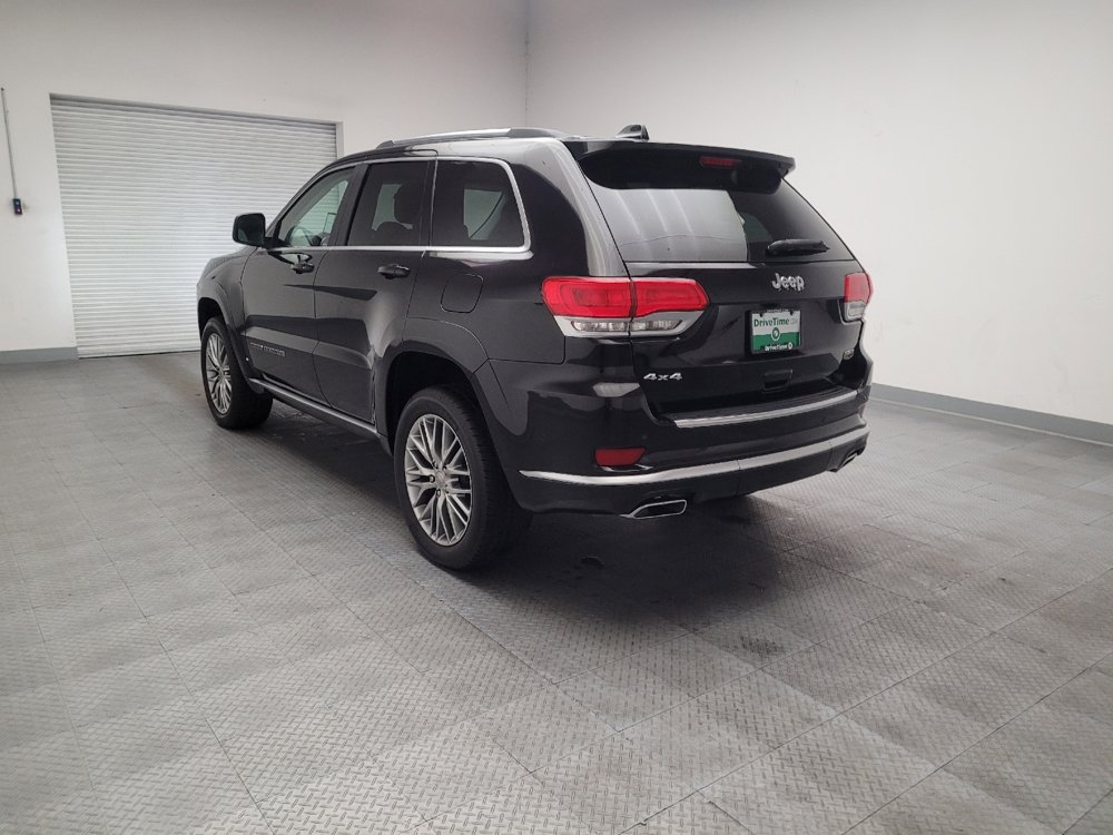Used 2018 Jeep Grand Cherokee Summit AWD/4WD image 5