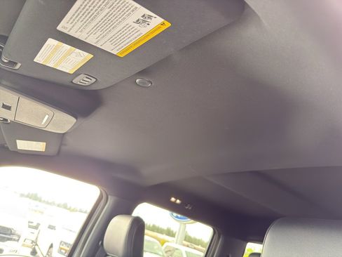 Certified 2025 Ford F150 Lariat AWD/4WD image 24