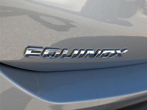 Used 2024 Chevrolet Equinox LT AWD/4WD image 9