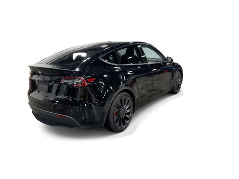 Certified 2023 Tesla Model Y Performance AWD/4WD image 6