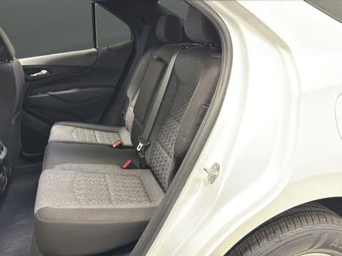 Used 2023 Chevrolet Equinox LT AWD/4WD image 22