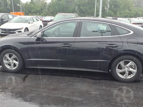Certified 2023 Hyundai Sonata SE w/ Cargo Package FWD image 8