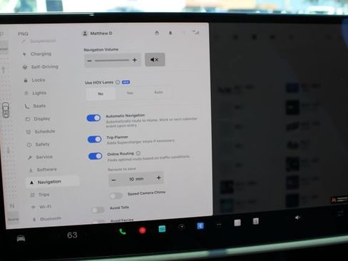 Used 2023 Tesla Model X Plaid image 32