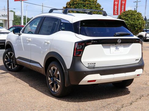 New 2026 Nissan Kicks SV w/ Cold Weather Package AWD/4WD image 2