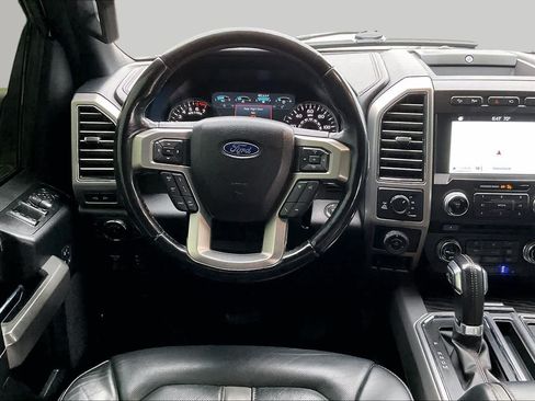 Used 2018 Ford F150 Platinum w/ Equipment Group 701A Luxury AWD/4WD image 7