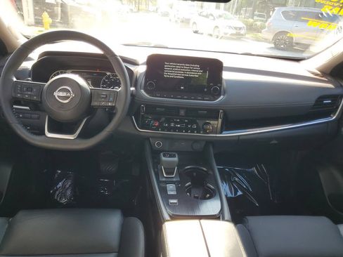 Certified 2023 Nissan Rogue SL w/ SL Premium Package FWD image 14