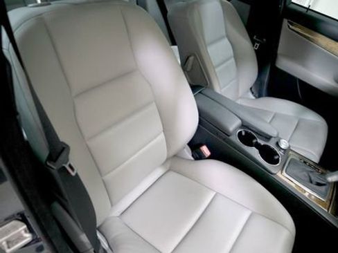 Used 2008 Mercedes-Benz C 350 Sport image 9