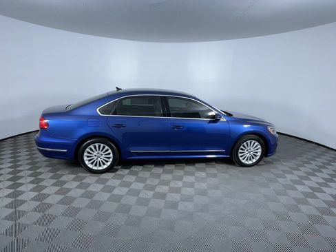Used 2016 Volkswagen Passat 1.8T SE w/ Lighting Package (P06) image 9