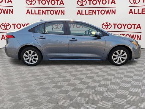 Used 2023 Toyota Corolla LE w/ Carpet Mat Package (TMS) FWD image 8