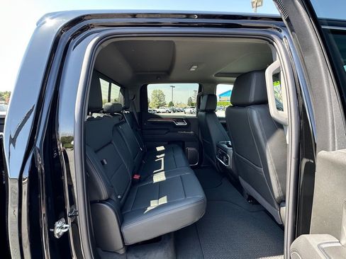 Used 2025 GMC Sierra 1500 Denali w/ Denali Reserve Package AWD/4WD image 12