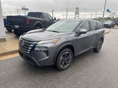 Used 2025 Nissan Rogue SV