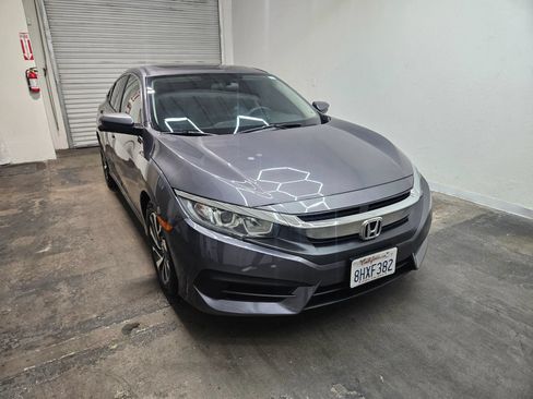 Used 2016 Honda Civic EX image 2