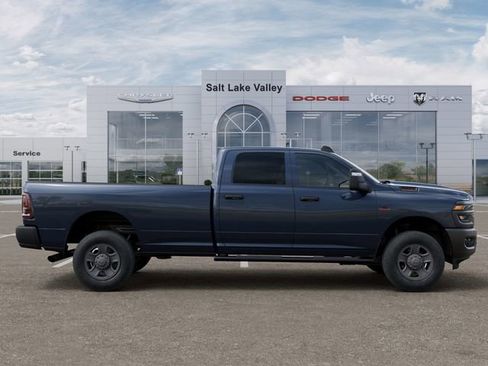 New 2026 RAM 3500 Tradesman AWD/4WD image 21