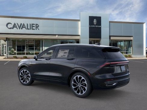 New 2026 Lincoln Nautilus Reserve image 4