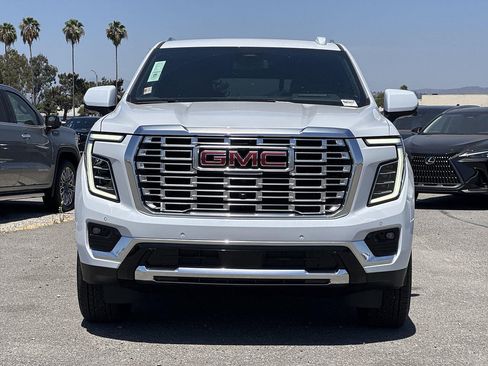 New 2026 GMC Yukon Denali AWD/4WD image 2