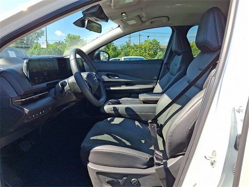Used 2024 Nissan Ariya FWD image 13