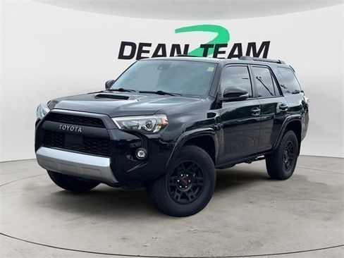 Used 2023 Toyota 4Runner TRD Off-Road Premium image 4