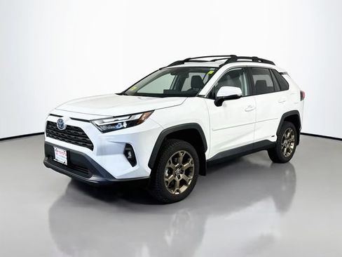 Used 2023 Toyota RAV4 AWD Hybrid image 2