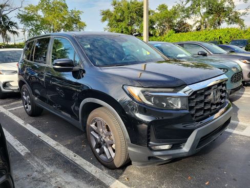 Used 2022 Honda Passport EX-L image 2