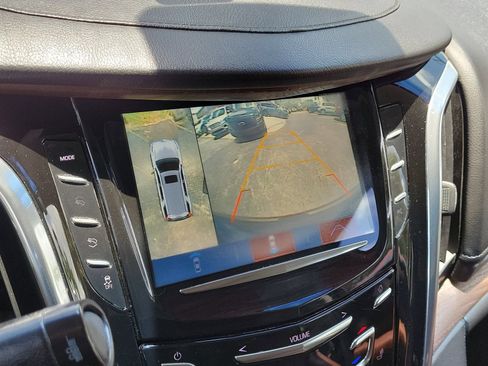 Used 2019 Cadillac Escalade ESV Premium Luxury AWD/4WD image 29