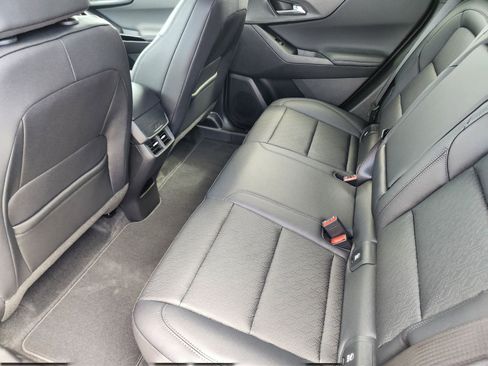 New 2026 Chevrolet Equinox LT w/ Convenience Package II image 24