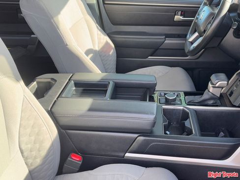 Used 2024 Toyota Tundra SR5 w/ SR5 Convenience Package AWD/4WD image 9