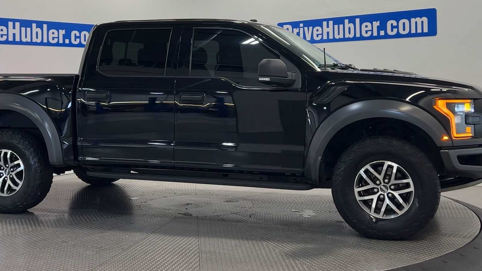 Used 2017 Ford F150 Raptor w/ Equipment Group 801A Mid AWD/4WD image 5