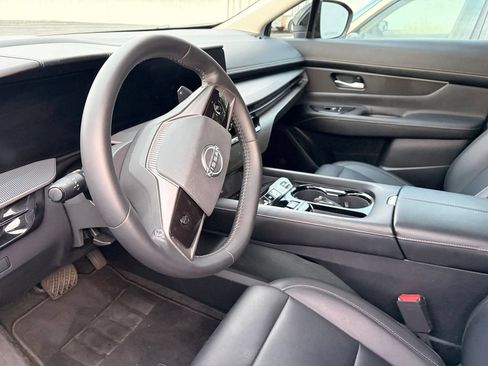 Used 2025 Nissan Murano SV FWD image 8