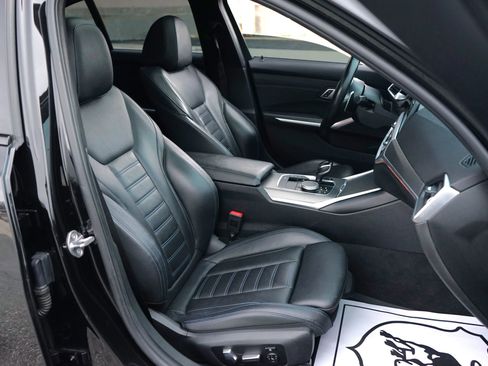 Used 2020 BMW M340i xDrive M340i xDrive Sedan 4D w/ Premium Package image 33