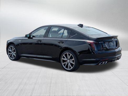 New 2026 Cadillac CT5 V AWD/4WD image 4