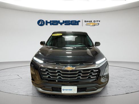Used 2026 Chevrolet Equinox LT AWD/4WD image 13