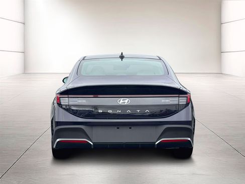 New 2026 Hyundai Sonata SE FWD image 6