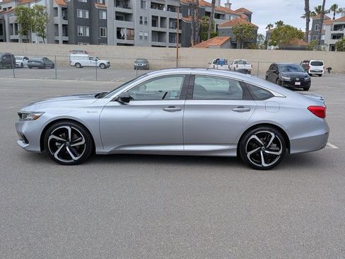 Used 2022 Honda Accord Sport image 9