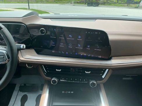 New 2026 Chevrolet Tahoe High Country AWD/4WD image 26