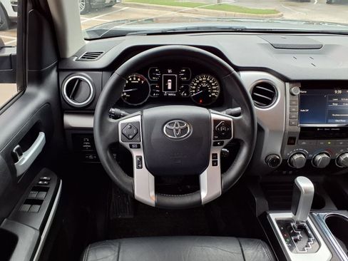 Used 2020 Toyota Tundra SR5 w/ SR5 Leather Package image 15