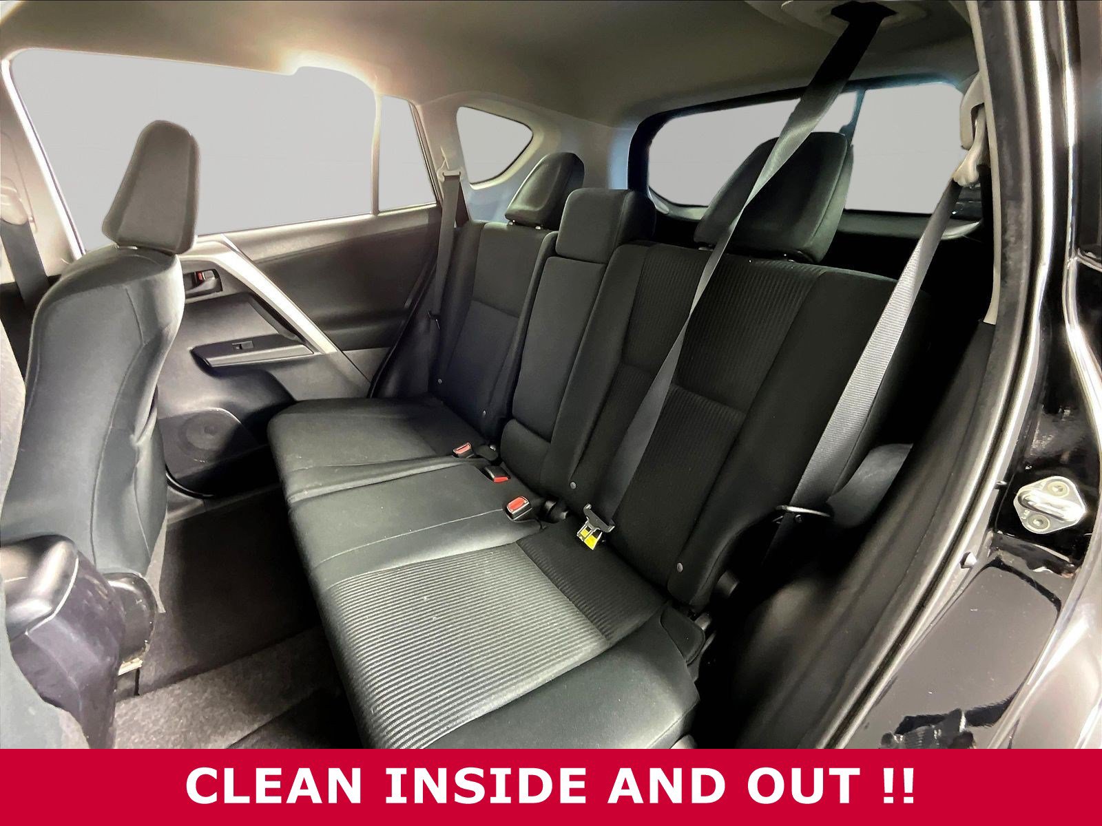 Used 2016 Toyota RAV4 LE AWD/4WD image 20