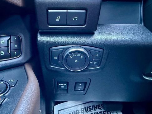 Used 2020 Ford Expedition King Ranch image 20