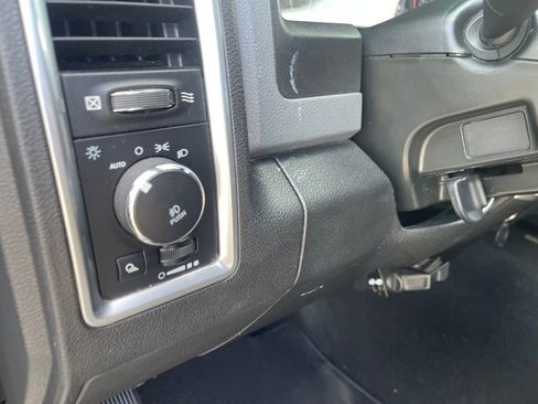 Used 2019 RAM 1500 Big Horn AWD/4WD image 16
