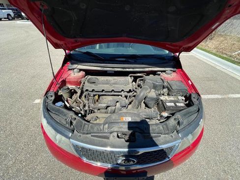 Used 2013 Kia Forte EX image 42