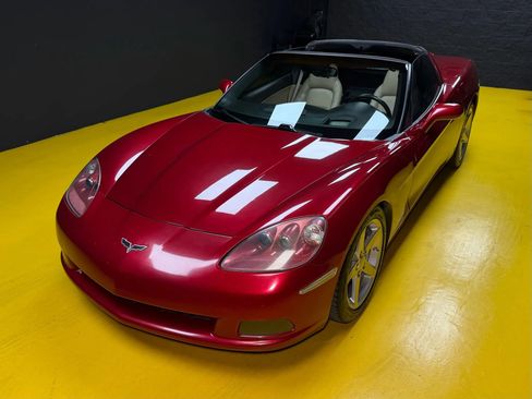 Used 2008 Chevrolet Corvette Coupe w/ Preferred Equipment Group RWD image 42