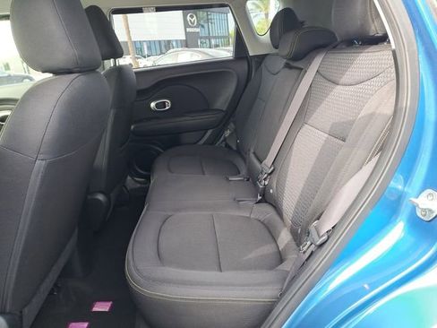 Used 2016 Kia Soul + w/ Designer's Package image 9