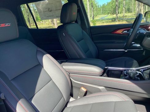 New 2026 Chevrolet Traverse Z71 w/ Driver Confidence Package image 22