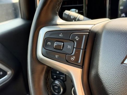 Used 2025 Chevrolet Silverado 2500 LT AWD/4WD image 12