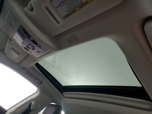 Used 2022 Lexus ES 300h w/ Premium Package image 31