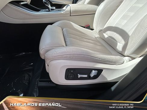 Used 2022 BMW X5 sDrive40i w/ M Sport Package image 16