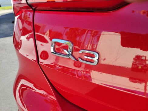 Used 2023 Audi Q3 2.0T Premium w/ 19" Wheel Package image 7