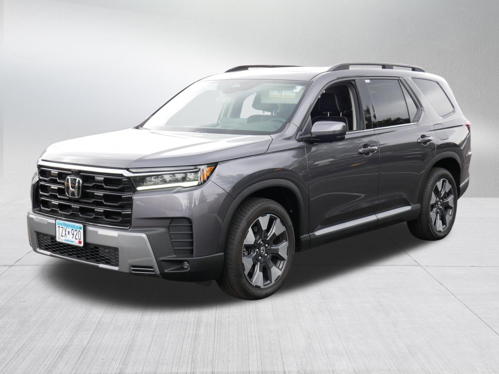 Certified 2026 Honda Pilot Elite image 3